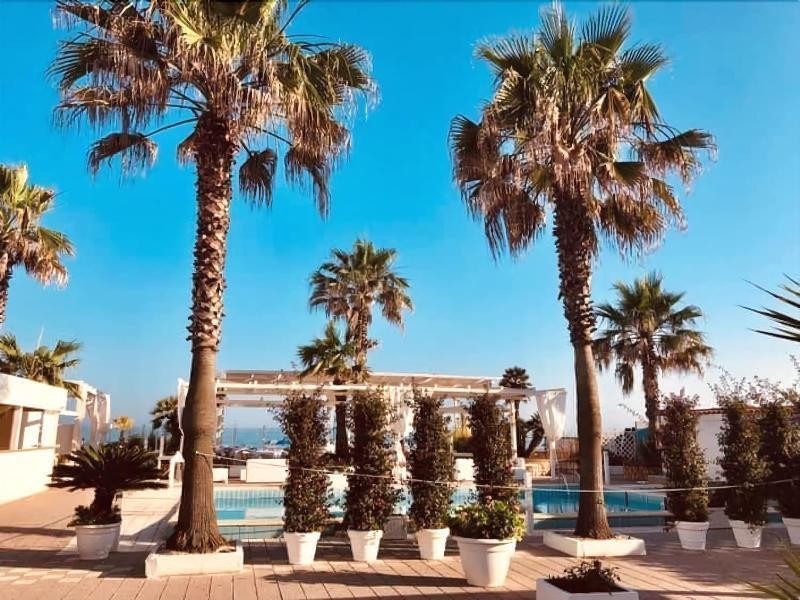 Hotel Mediterraneo Latina Zewnętrze zdjęcie