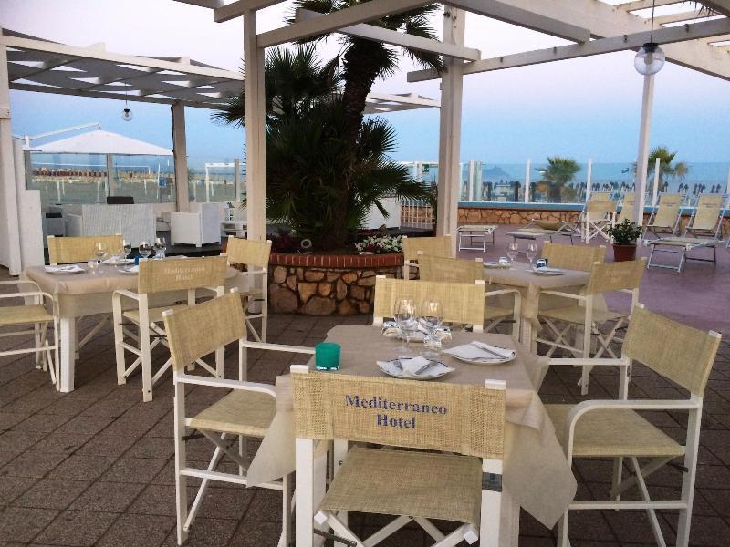 Hotel Mediterraneo Latina Zewnętrze zdjęcie