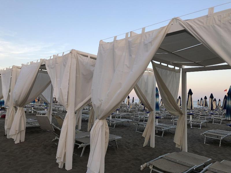 Hotel Mediterraneo Latina Zewnętrze zdjęcie