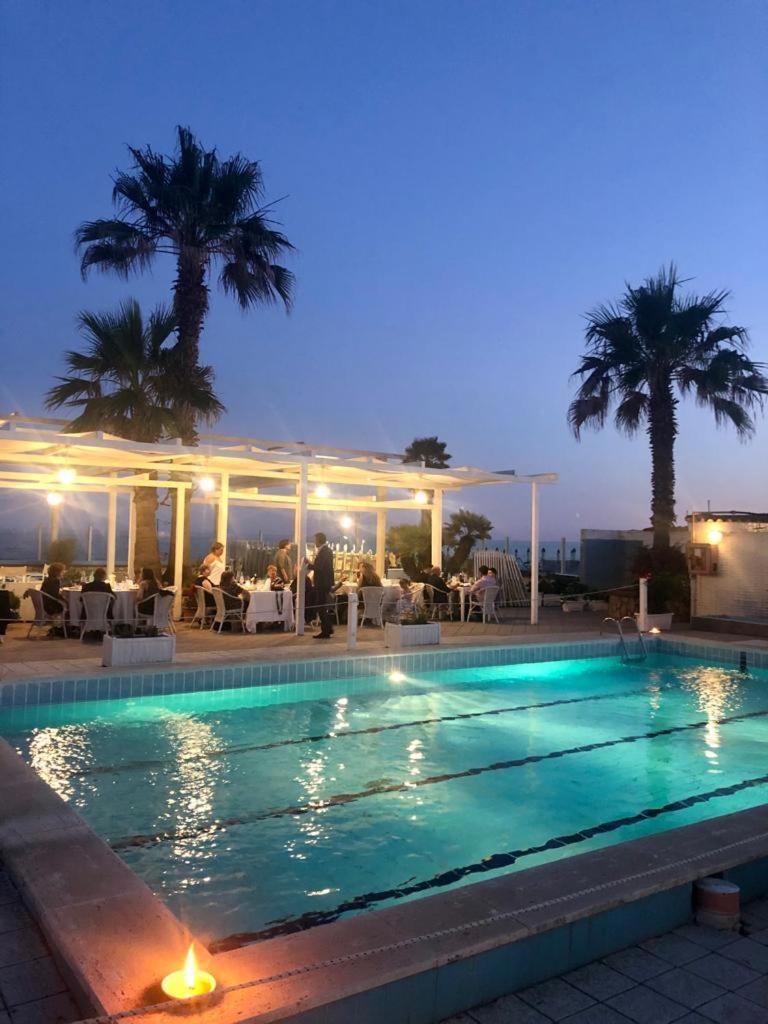 Hotel Mediterraneo Latina Zewnętrze zdjęcie